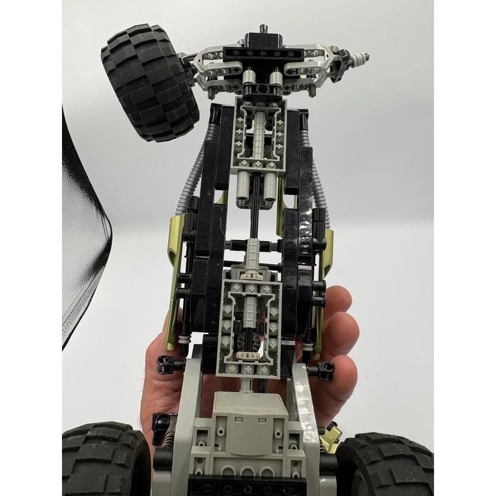 LEGO‎ Technic 8520 Millennium Slizer Throwbots Off-Road Vehicle Incomplete Parts